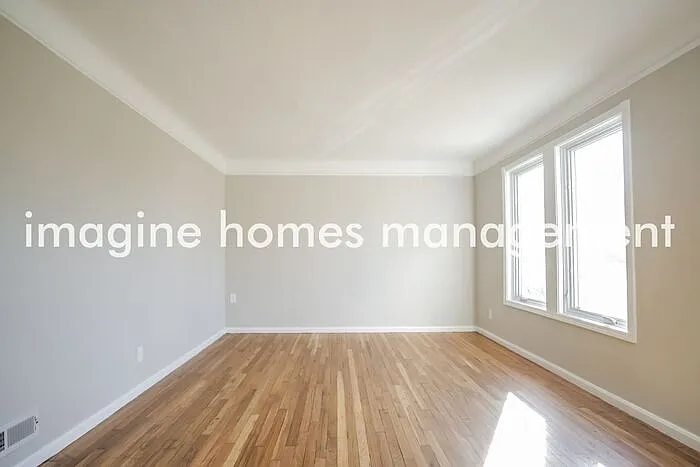 1131 Belrose Rd — Photo 3