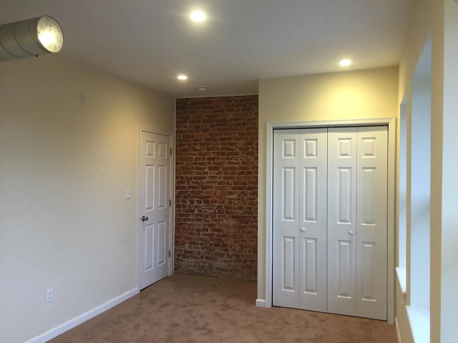 Studio, 615 sqft, $1,225 — Photo 3
