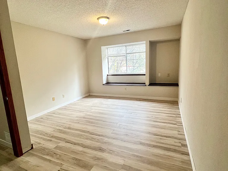 1368 Sherman Ave #1358 — Photo 6