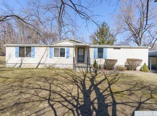 14 Nodine Mountain Rd, West Coxsackie, NY 12192