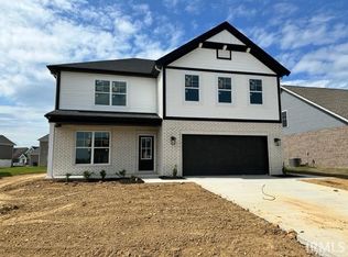 5511 Abbe Wood Dr, Newburgh, IN 47630