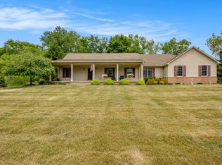7659 Clyde Rd, Fenton, MI 48430