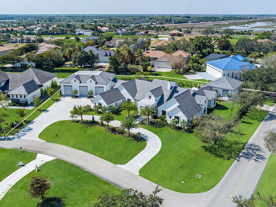 1st image of 2015 Lockheed Terrace