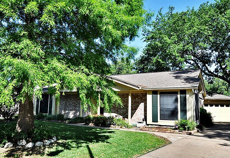1st image of 7246 Woodfern Dr