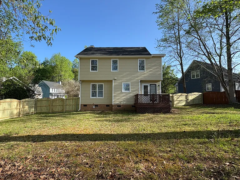 537 Highsmith Ct — Photo 18