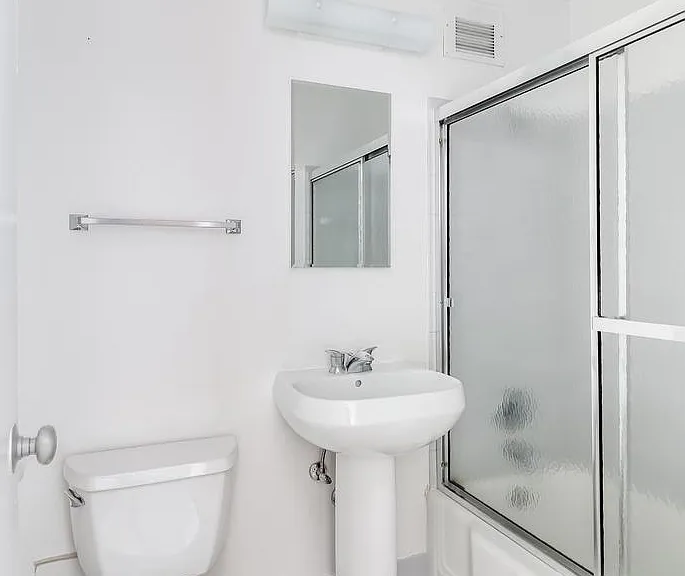 3100 N Lake Shore Dr #1906 — Photo 16
