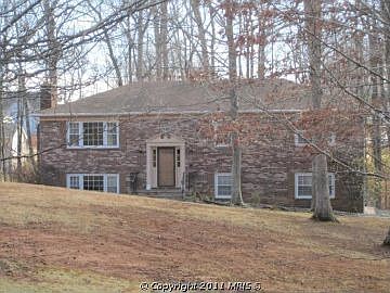1st image of 120 Wintergreen Ln