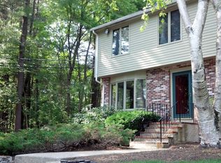 33 Hilltop Ln, South Easton, MA 02375