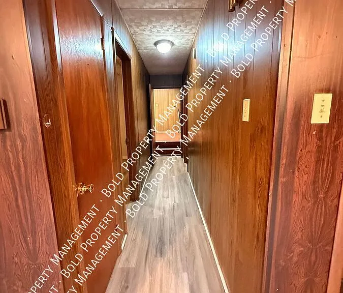 102 S Hoffman Blvd #106 — Photo 7