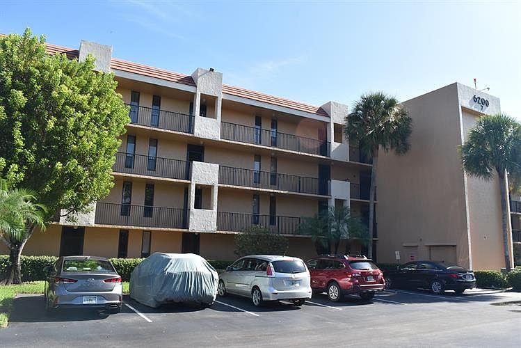 1st image of 6221 Coral Lake Dr #209