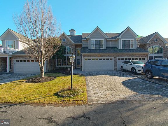 2nd image of 4838 Water Park Dr #4838