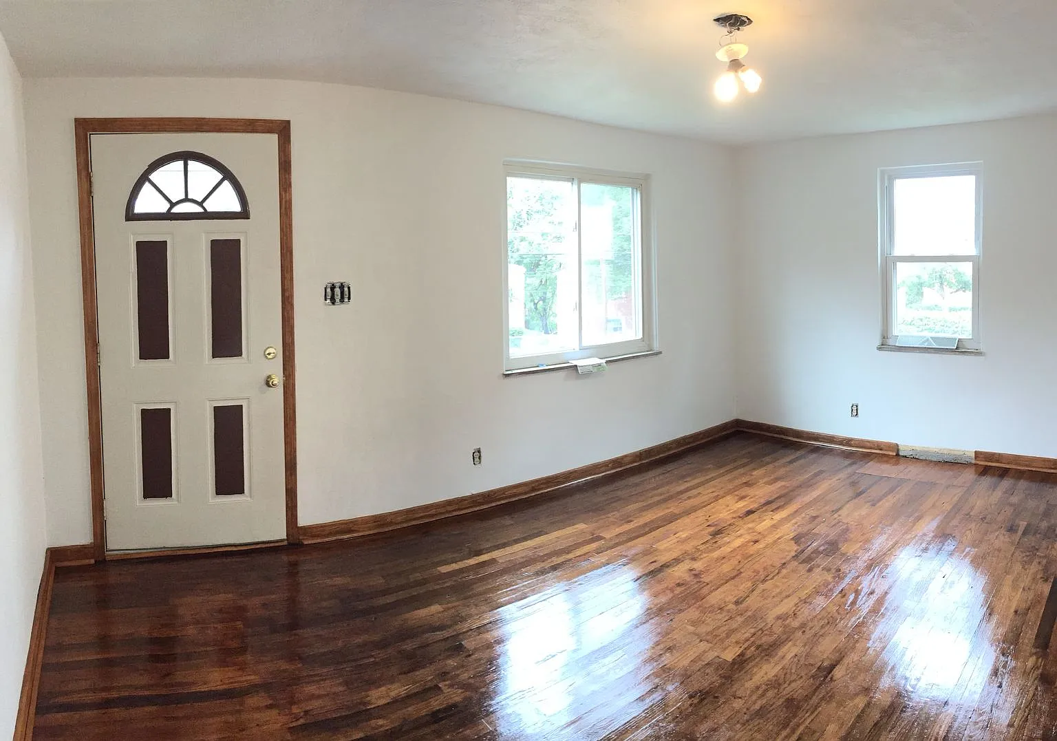 2 Bedroom Stanton Heights Townhouse — Photo 2