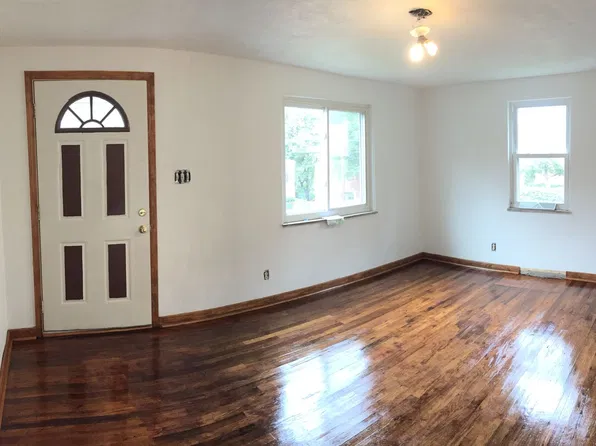 1128 Woodbine St, Pittsburgh, PA 15201