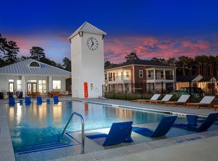 Cottage Living, Conroe, TX 77384