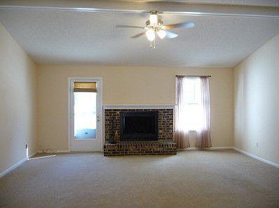 3rd image of 2230 Oakgrove Cir