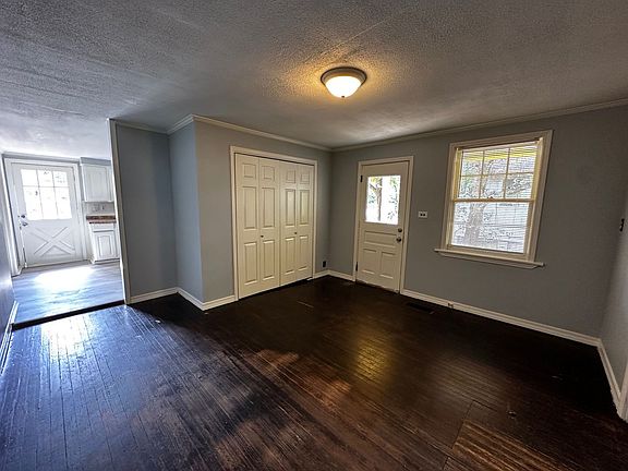 5th image of 263 Wilkinson St