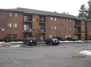 1131 Blackstone Dr, Nashua, NH 03063