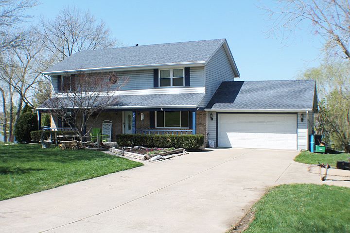 1st image of 34 W Hunter Dr