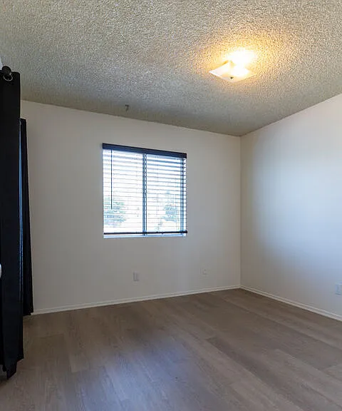 450 Coronado Ter #4 — Photo 11