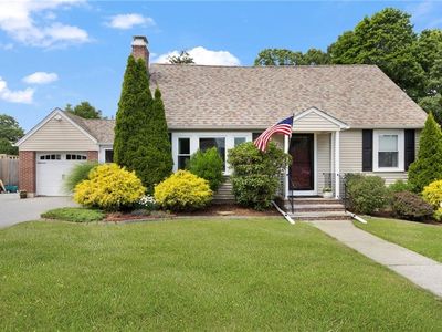 25 Leroy Ave, Warwick, RI, 02889