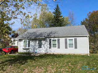 604 Emblanche Dr, Defiance, OH