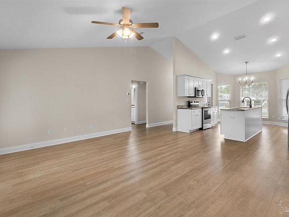 5th image of 6050 Capitol Dr