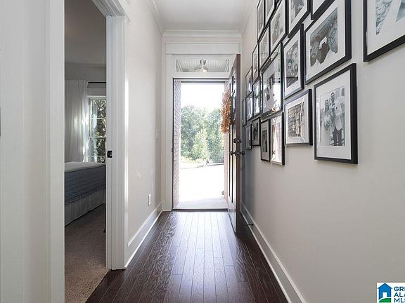 3rd image of 3816 Grants Ln