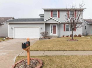 1914 12th St, Silvis, IL 61282