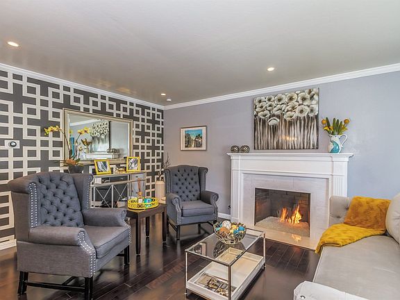 4th image of 2332 Charlotte Ave