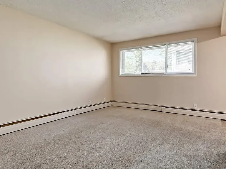 4822 54th St #215 — Photo 25