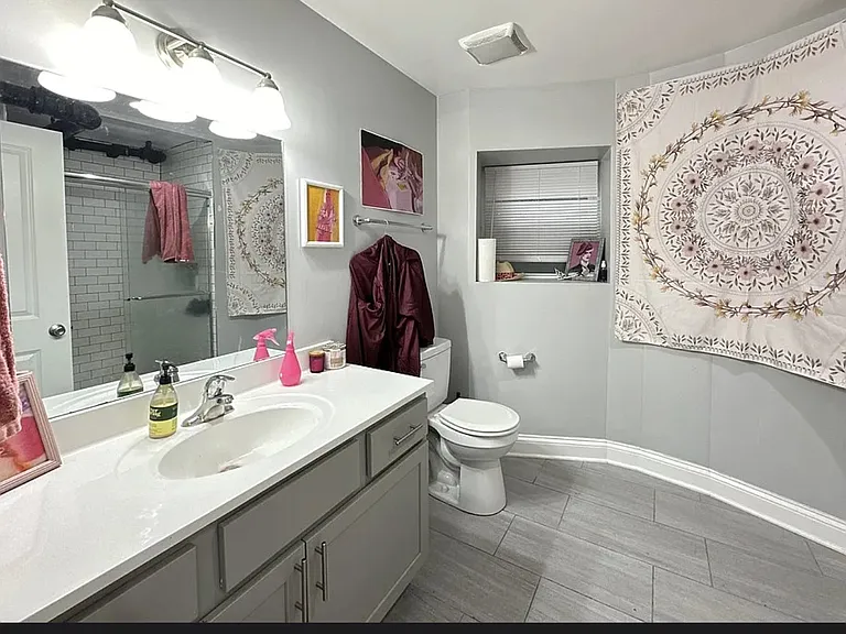 6259 N Lakewood Ave #1 — Photo 8