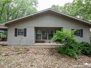 7 Elizabeth Dr, Bentonville, AR 72715
