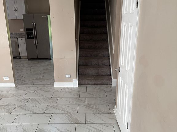 4th image of 226 W Berkshire Ave