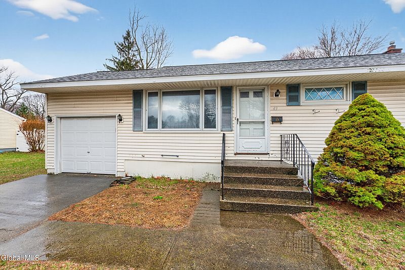 2nd image of 49 Tattersall Lane