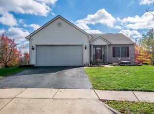 3367 Brook Spring Dr, Grove City, OH 43123