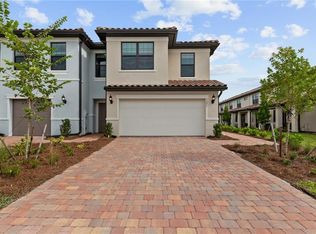 1515 Fells Cove Ln, Cape Coral, FL 33909