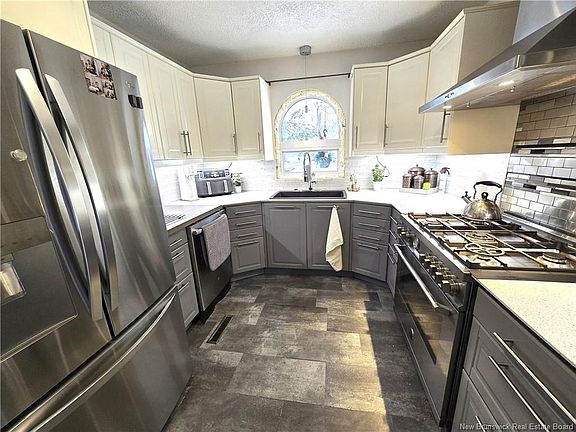 4th image of 1252 Baisley Rd