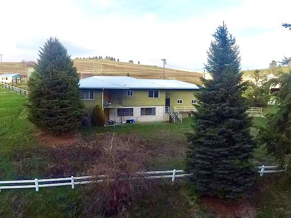 3rd image of 1553 Cottonwood Butte Rd