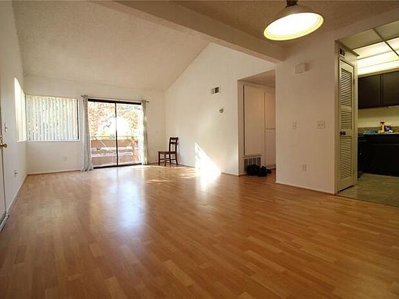 3rd image of 22734 Lakeway Dr #A144