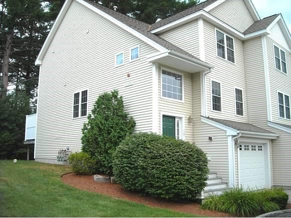 1st image of 70 Barrington Ave
