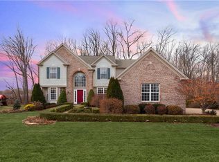 3656 Truxton Pl, Avon, OH 44011