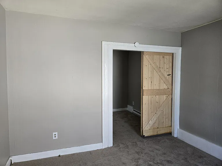 109 Green St #2 — Photo 7