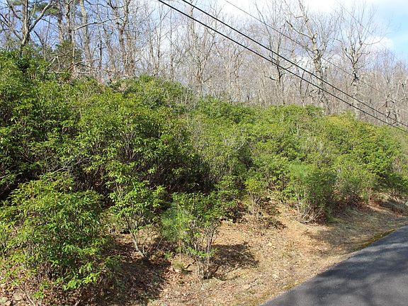 4th image of 9 Sunset Ridge Rd