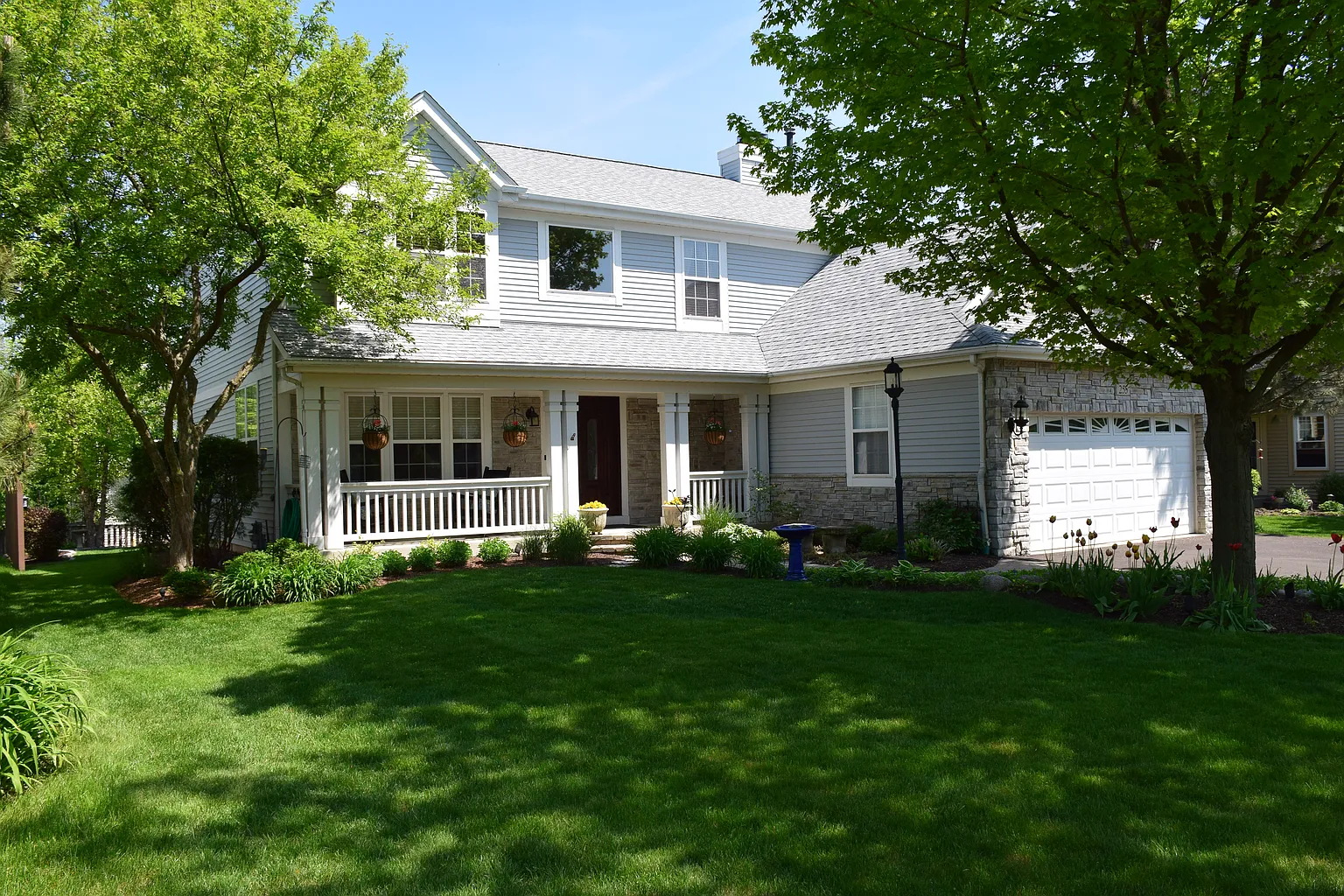 255 Lenox Ln photo 1