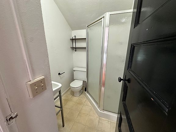 4th image of 75 Westminster Rd #3