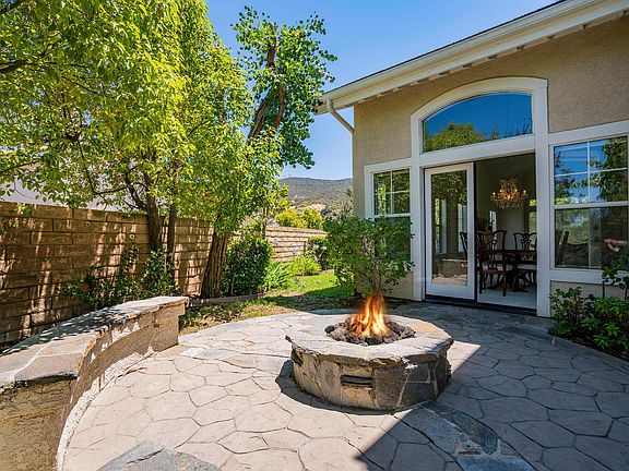 5th image of 1743 Skyridge Ct