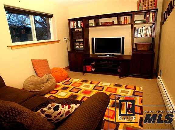 3rd image of 885 Yahmonite St