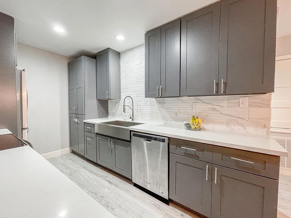 1st image of 12633 Memorial Dr APT 174