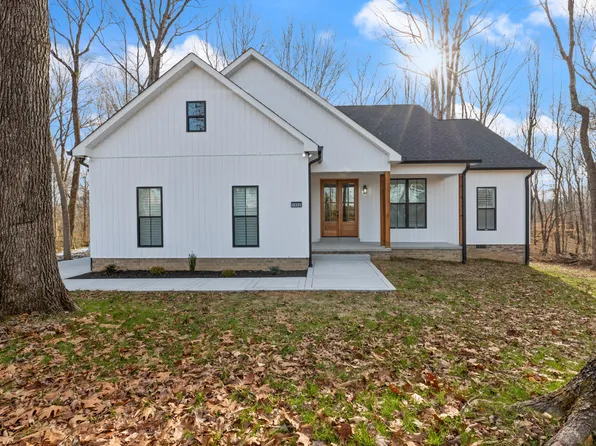 1222 Breeden Rd, Charlotte, TN 37036