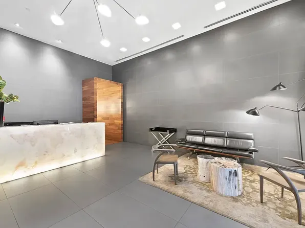 305 West 16th Street image 12 of 14